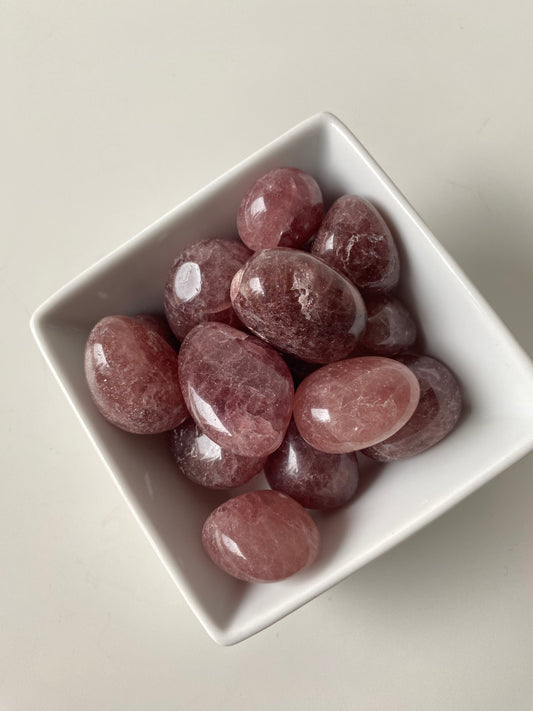 Strawberry Quartz Tumble