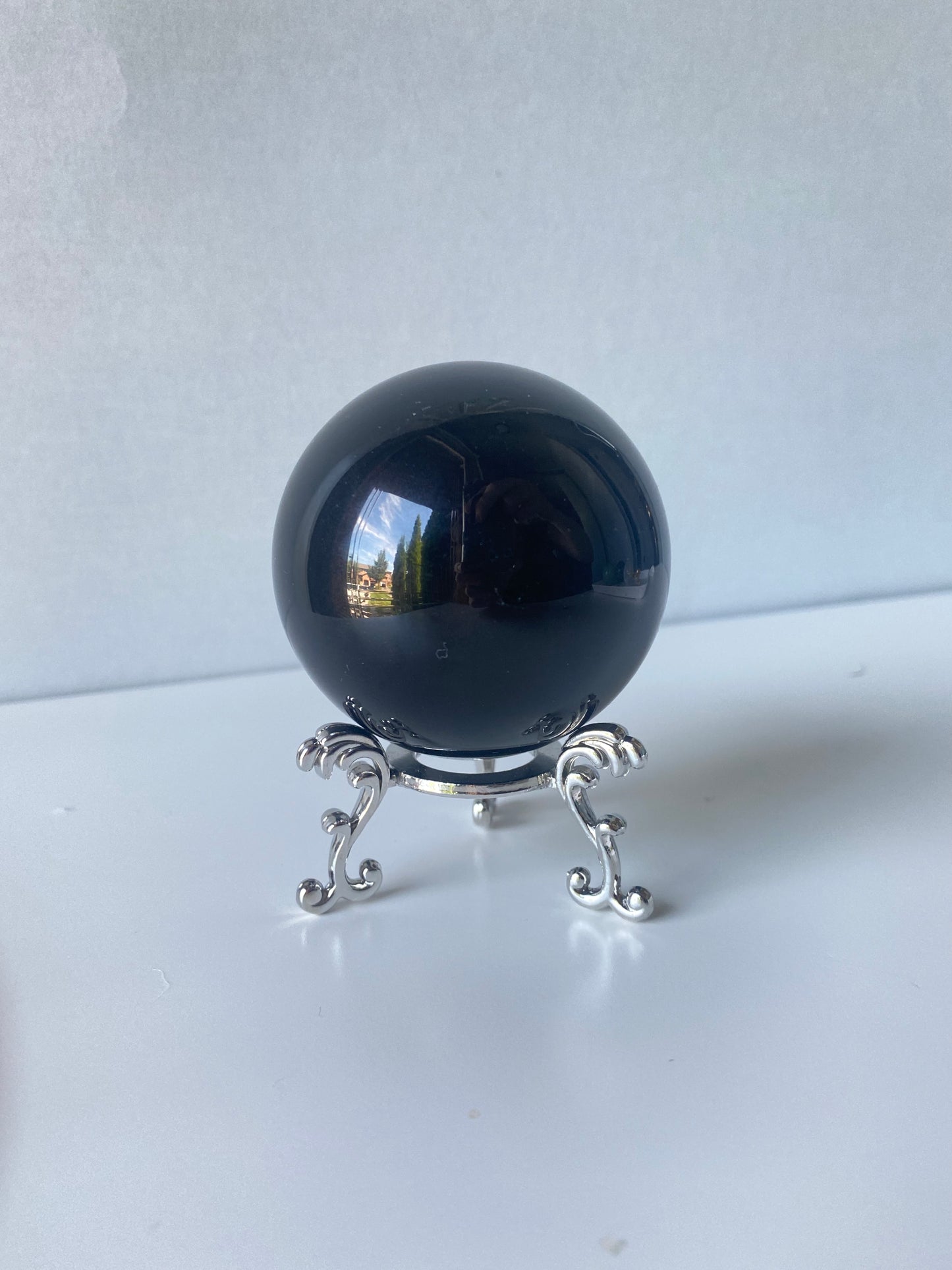 Metal Sphere Stand